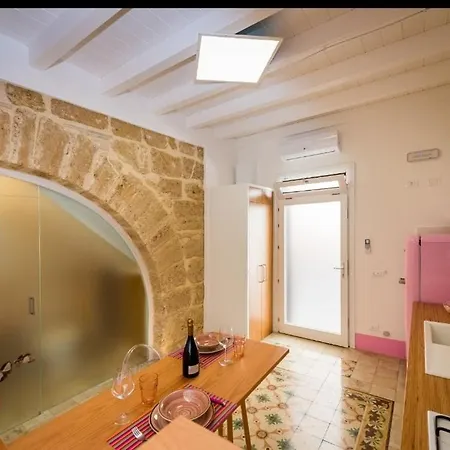 Nocleg ze śniadaniem Casa Rosa *